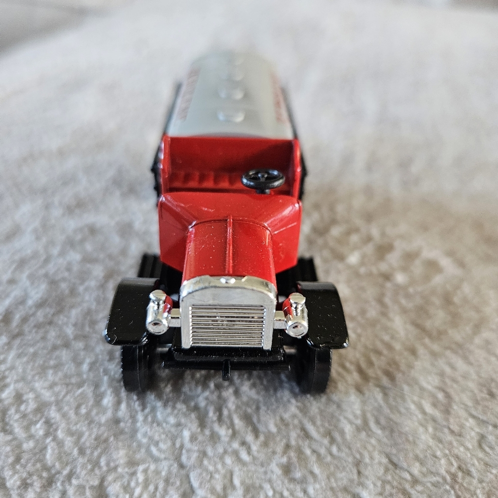 Lledo Chevron Zerolene Truck - Picture 7 of 11